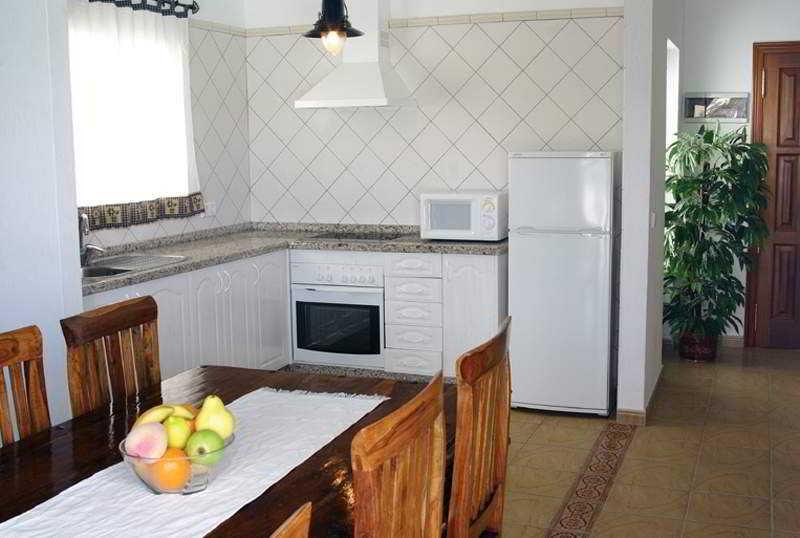 Villas Del Mar Vina Y Cabrera Пуерто Калеро Екстериор снимка